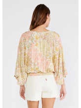 Load image into Gallery viewer, Floral Kimono Top