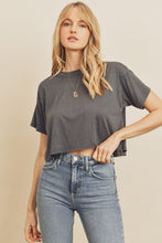 Load image into Gallery viewer, Cropped Raw Hem Tee