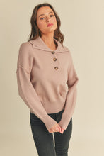 Load image into Gallery viewer, Henley Pullover