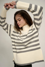 Load image into Gallery viewer, Jayne Sweater