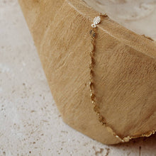 Load image into Gallery viewer, Melia necklace