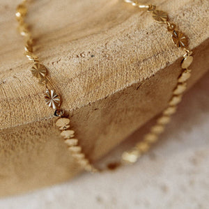 Melia necklace