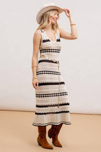 Load image into Gallery viewer, Jacquard Knit Midi Dress