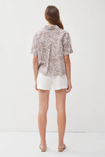 Load image into Gallery viewer, Floral Boxy Crop Button Down