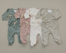 Load image into Gallery viewer, Dusty Rose Vines Cotton Layette Set