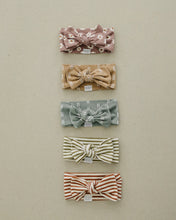 Load image into Gallery viewer, Daisy Dream Head Wrap
