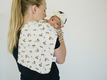 Load image into Gallery viewer, Cream Floral Burp Cloth