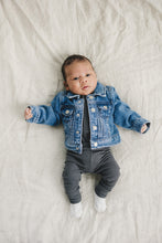 Load image into Gallery viewer, Charcoal Organic Snap Long Sleeve Ribbed Bodysuit